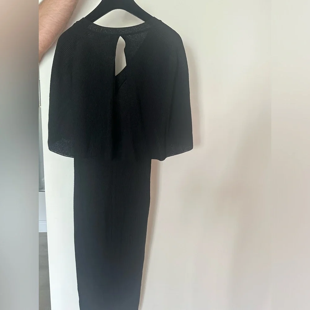 Chanel dress - Picture 7 of 7